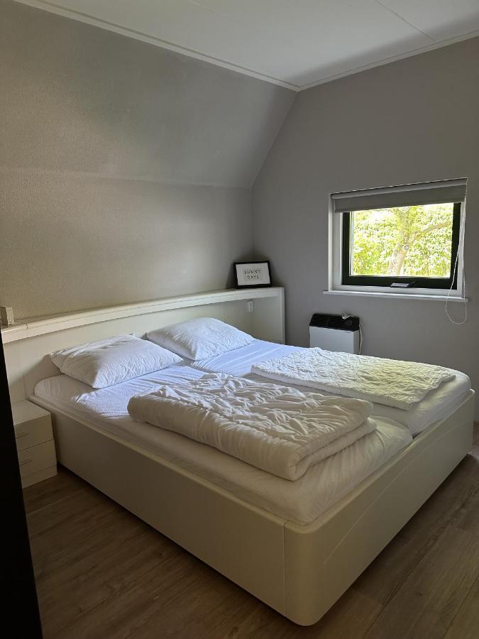 Vakantiehuis Lieke Lauwersmeer Met Sauna Anjum エクステリア 写真
